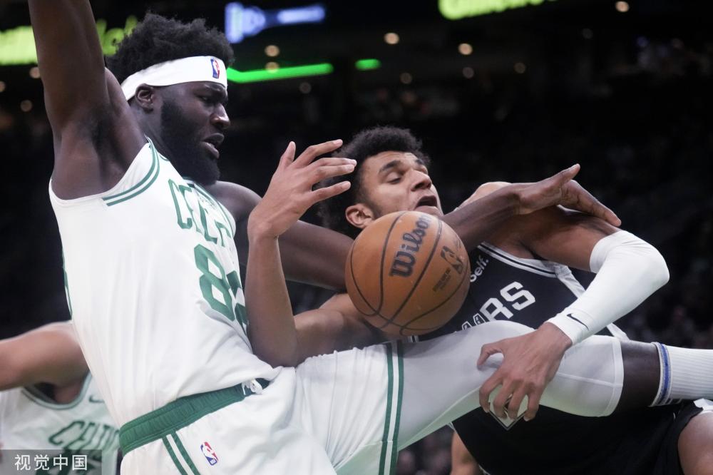 这位年轻选 这位年轻选