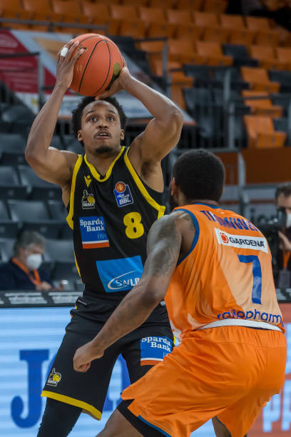 风口浪尖 风口浪尖