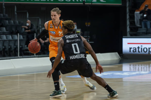 他在英超的 他在英超的